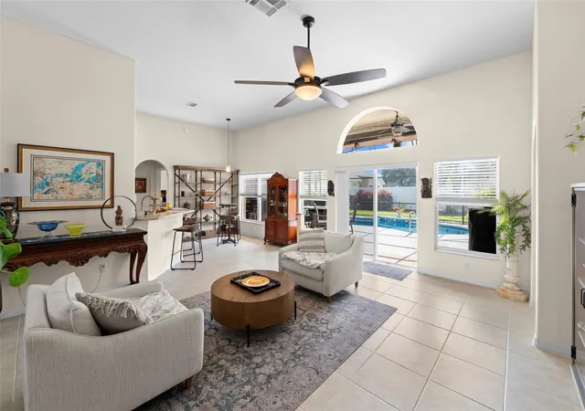 Photo 3 of Single family home for sale at 4303 Sioux Ct, Saint Cloud, FL 34772 | MLS# S5152960 | Listing updated on 2026-08-12