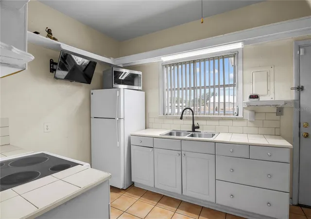2nd image of 4517 Kenilworth Blvd, Sebring, FL 33870 | MLS# P4939227