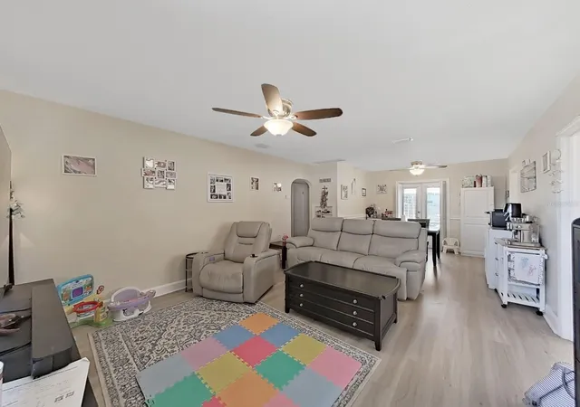 Photo 3 of Sale Pending at 2730 Edwards Ave S, Saint Petersburg, FL 33705 | MLS# TB8525618 | Listing updated on 2026-10-18