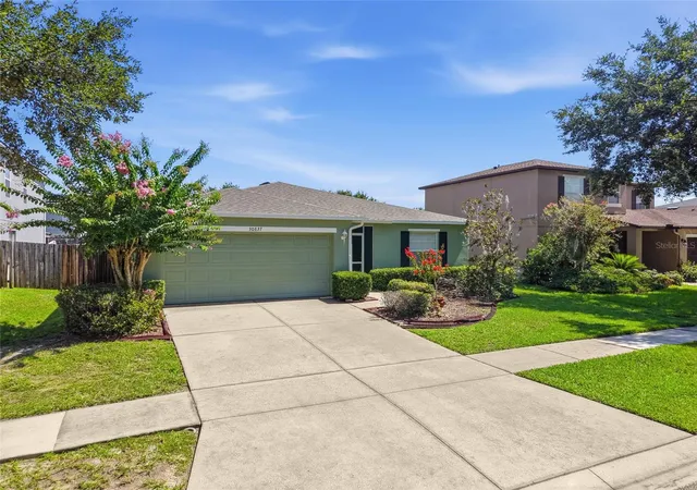 Photo 2 of Single family home for sale at 30837 Sonnet Glen Dr, Wesley Chapel, FL 33543 | MLS# TB8525620 | Listing updated on 2026-09-28