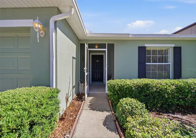 Photo 3 of Single family home for sale at 30837 Sonnet Glen Dr, Wesley Chapel, FL 33543 | MLS# TB8525620 | Listing updated on 2026-09-28