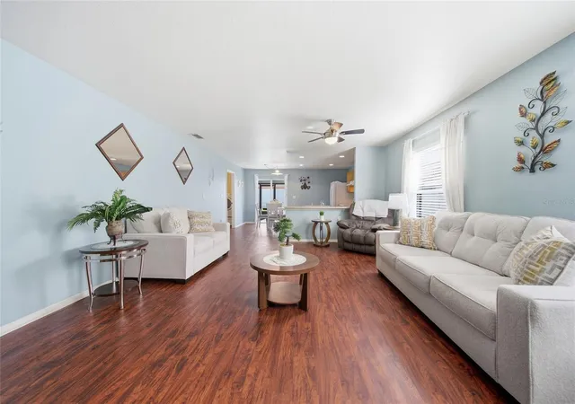 Photo 4 of Single family home for sale at 30837 Sonnet Glen Dr, Wesley Chapel, FL 33543 | MLS# TB8525620 | Listing updated on 2026-09-28