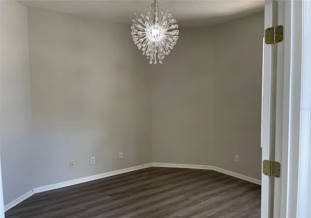 3rd image of 6119 Palomino Cir, Bradenton, FL 34201 | MLS# A4698921