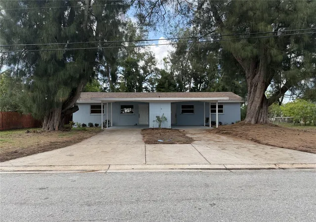 1st image of 5601 16th St W, Bradenton, FL 34207 | MLS# A4698923