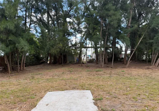 24th image of 5601 16th St W, Bradenton, FL 34207 | MLS# A4698923