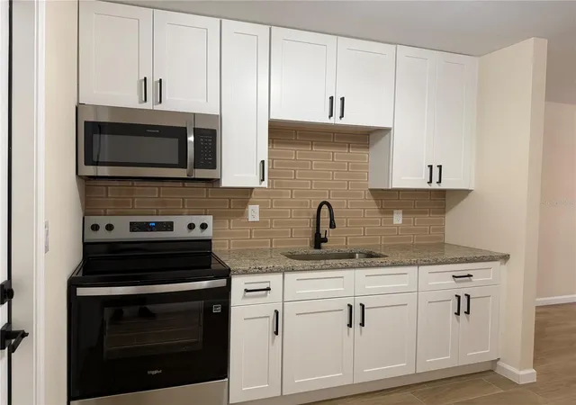 4th image of 5601 16Th St W, Bradenton, FL 34207 | MLS# A4698923