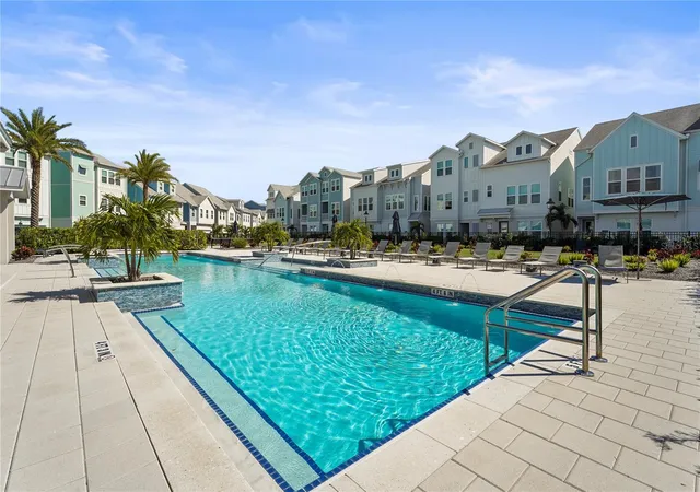 Photo 3 of Single family home for sale at 2505 Boone Ct, Sarasota, FL 34237 | MLS# A4698926 | Listing updated on 2026-09-16
