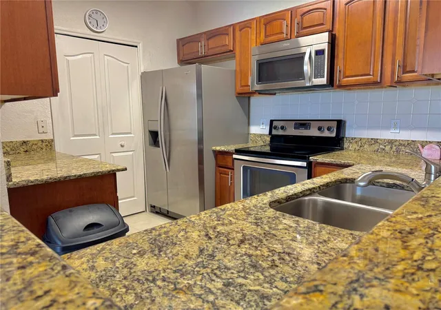 Photo 3 of Condo for sale at 8828 Dunes Ct #12-304, Kissimmee, FL 34747 | MLS# S5152970 | Listing updated on 2026-08-22