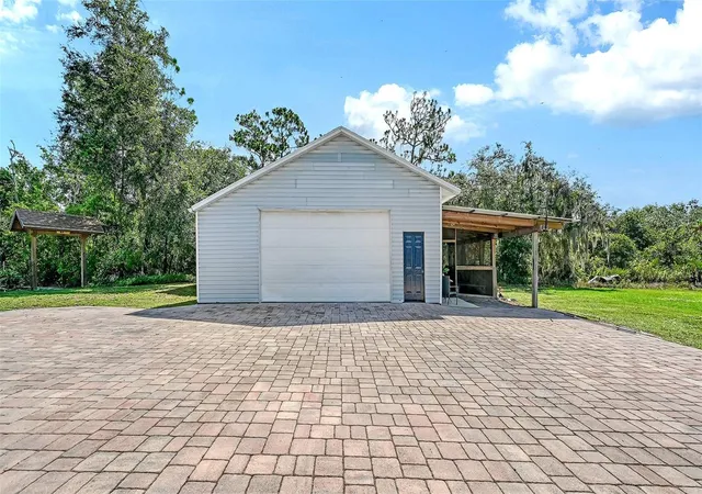 Photo 3 of Single family home for sale at 28401 104th Drive E, Myakka City, FL 34251 | MLS# A4698927 | Listing updated on 2026-09-26