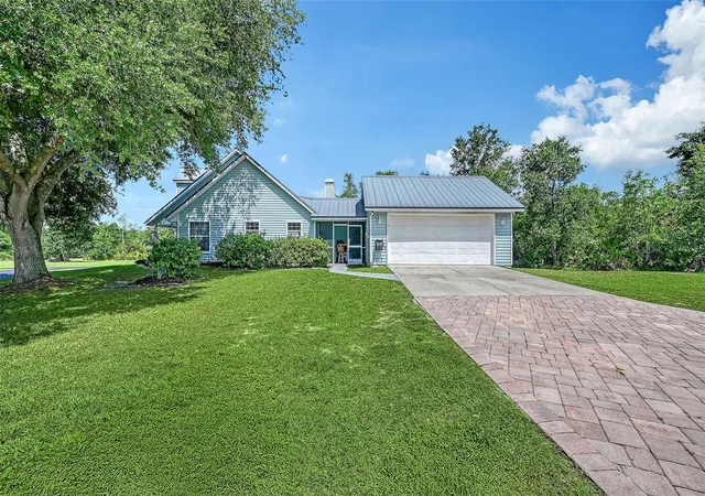 Photo 4 of Single family home for sale at 28401 104th Drive E, Myakka City, FL 34251 | MLS# A4698927 | Listing updated on 2026-09-26