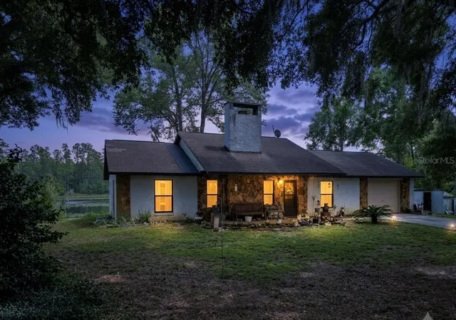 Homes for sale in Paisley, FL | 25814 Fishermans Rd, Paisley, FL 32767 | MLS# O6422080