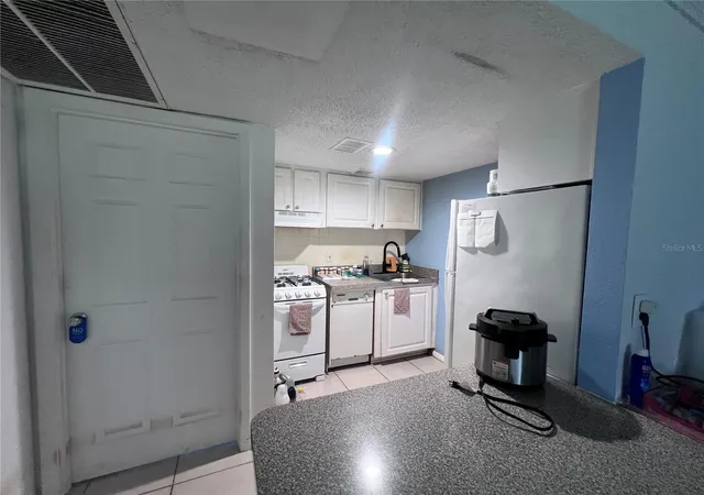 Homes for sale in ALTAMONTE SPRINGS, FL | 126 Blue Pt Wy, ALTAMONTE SPRINGS, FL 32701