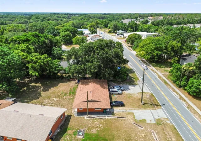 Homes for sale in Fruitland Park, FL | 601 S Dixie Ave, Fruitland Park, FL 34731 | MLS# S5152972