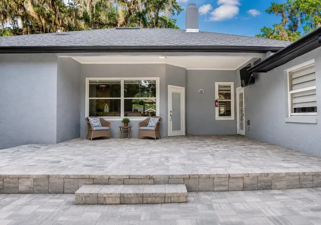 Homes for sale in Oviedo, FL | 297 N Lake Jessup Ave, Oviedo, FL 32765 | MLS# O6422089