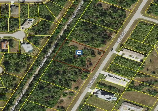 1st image of 17 Donlon Dr, Rotonda West, FL 33947 | MLS# C7528019