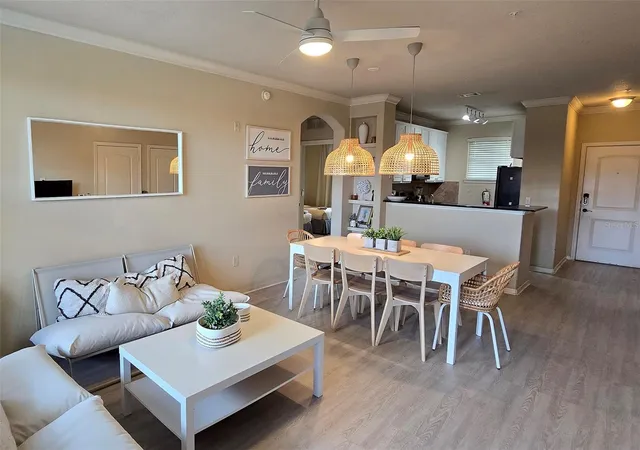 5th image of 912 Charo Pkwy, Davenport, FL 33897