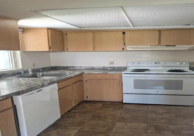 2nd image of 458 Fairways Cir, OCALA, FL 34472