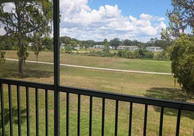 4th image of 458 Fairways Circle #201, Ocala, FL 34472 | MLS# OM727867