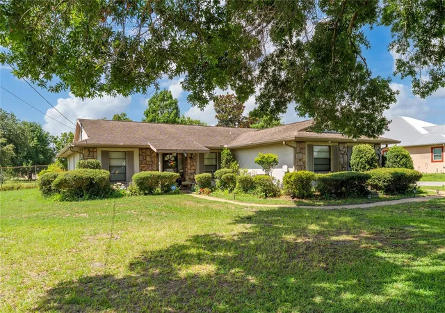 Photo 3 of Single family home for sale at 2590 Borinquen Dr, Kissimmee, FL 34744 | MLS# O6422091 | Listing updated on 2026-09-22