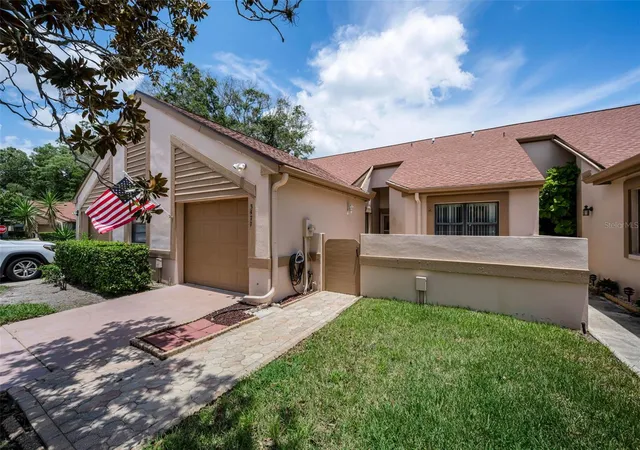 Photo 3 of House for sale at 3477 Hillmoor Dr, Palm Harbor, FL 34685 | MLS# TB8525676 | Listing updated on 2026-09-29