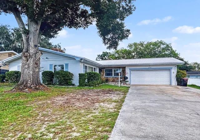 Photo 1 of Single family home for sale at 1826 6th Street Se, Winter Haven, FL 33880 | MLS# P4939228 | Listing updated on 2026-09-12