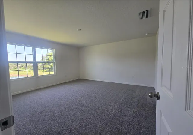Photo 4 of Sale Pending at 2552 Starry Point, Saint Cloud, FL 34769 | MLS# O6422104 | Listing updated on 2026-09-08