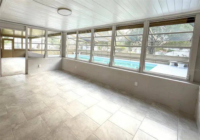 Photo 4 of Single family home for sale at 2104 SW 38th Avenue, Ocala, FL 34474 | MLS# OM727869 | Listing updated on 2026-09-07