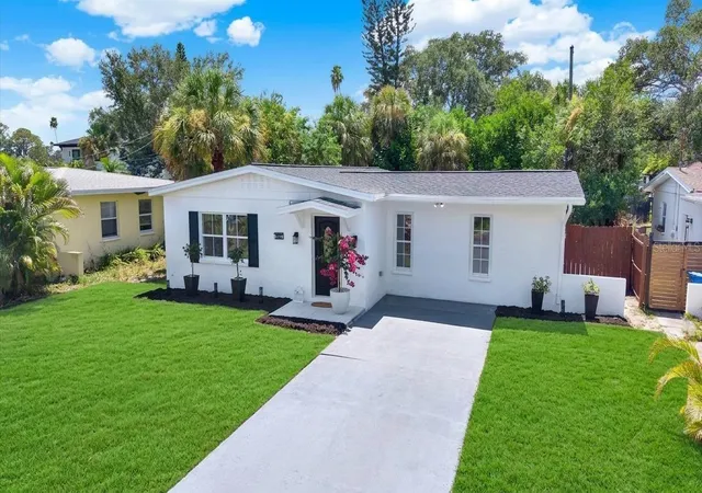 Homes for sale in Saint Petersburg, FL | 4200 Huntington St Ne, Saint Petersburg, FL 33703 | MLS# TB8525701