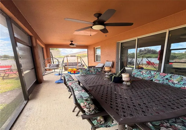 28th image of 308 Corbett Bluff Dr, Ruskin, FL 33570 | MLS# TB8525704