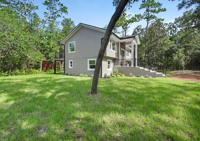 Photo 2 of Single family home for sale at 1530 Deermoss Ln, De Land, FL 32720 | MLS# V4950022 | Listing updated on 2026-10-01