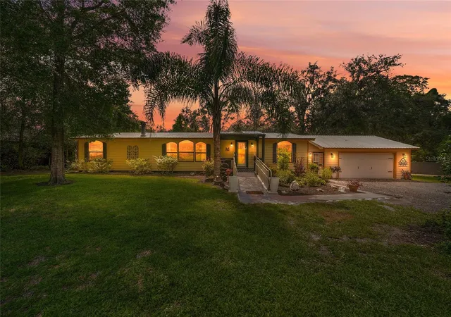 2nd image of 145 Crystal Lake Dr, Melrose, FL 32666 | MLS# TB8525712