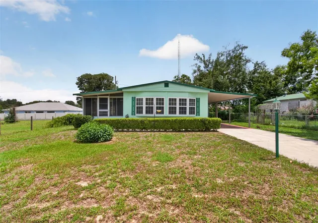 Manufactured home for sale at 1674 NE 162nd Street, CITRA, FL 32113 | MLS# OM727871