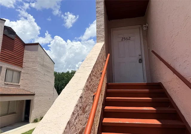 Photo 4 of Condo for sale at 2562 Lakeway Branch Dr #3002, Orlando, FL 32839 | MLS# O6422113 | Listing updated on 2026-07-11