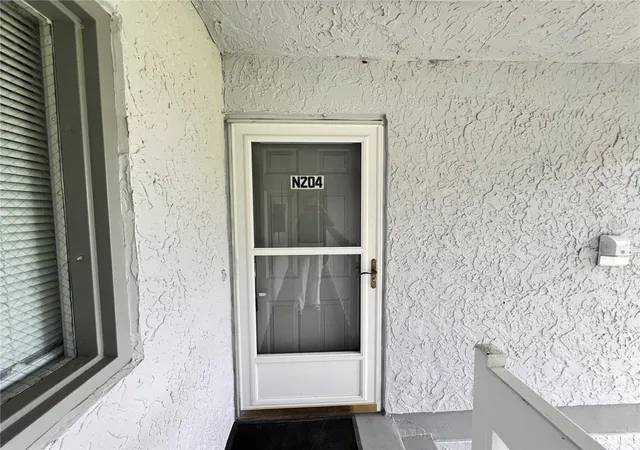 3rd image of 572 SE Fairways Ln, OCALA, FL 34472