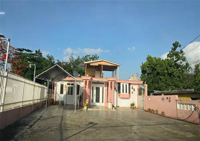 Homes for sale in Bayamon, PR | Principal Van Scoy #75B, Bayamon, PR 00957 | MLS# PR9122531