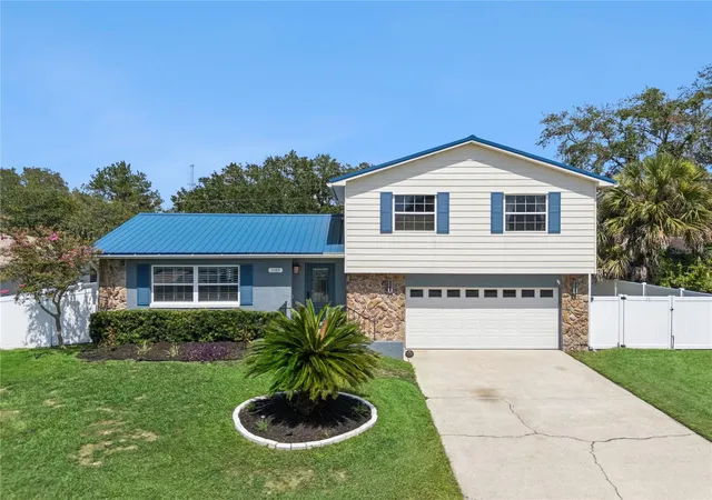 Homes for sale in Winter Park, FL | 1189 Lazy Hollow Pl, Winter Park, FL 32792 | MLS# O6422142