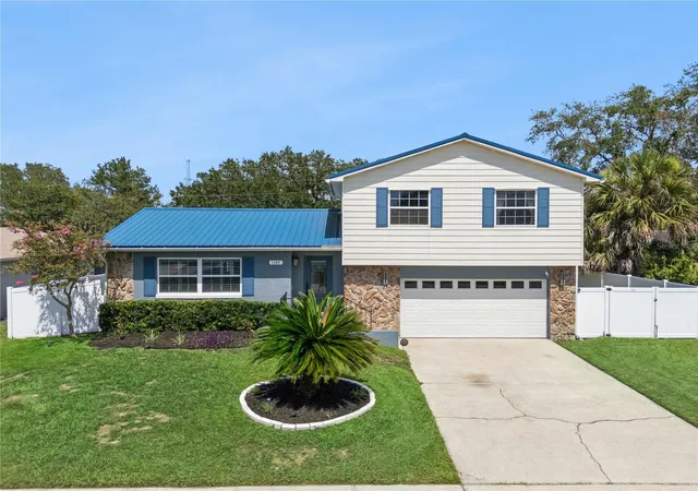 Homes for sale in Winter Park, FL | 1189 Lazy Hollow Pl, Winter Park, FL 32792 | MLS# O6422142