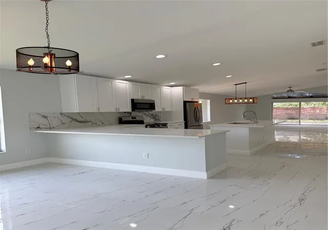 Photo 3 of Single family home for sale at 9067 Hastings Beach Blvd, Orlando, FL 32829 | MLS# O6422148 | Listing updated on 2026-08-23