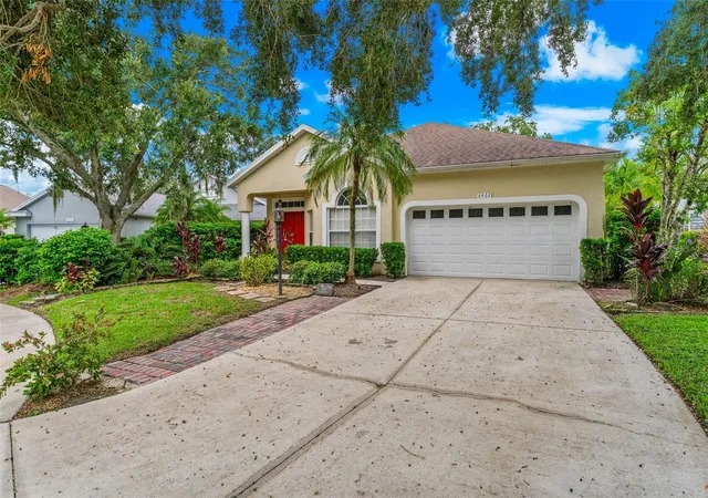 Photo 2 of Single family home for sale at 6462 Golden Leaf Ct, Lakewood Ranch, FL 34202 | MLS# A4698944 | Listing updated on 2026-10-05