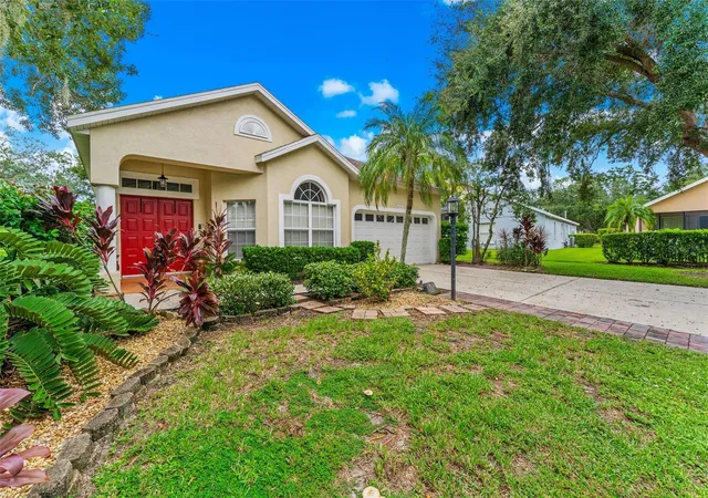 Photo 3 of Single family home for sale at 6462 Golden Leaf Ct, Lakewood Ranch, FL 34202 | MLS# A4698944 | Listing updated on 2026-10-05