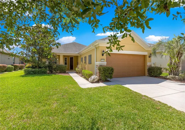 Photo 1 of Single family home for sale at 9530 Sw 70th Loop, Ocala, FL 34481 | MLS# OM727877 | Listing updated on 2026-08-07