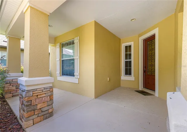 Photo 3 of Single family home for sale at 9530 SW 70th Loop, Ocala, FL 34481 | MLS# OM727877 | Listing updated on 2026-08-07