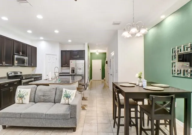 Photo 3 of Townhouse for sale at 6982 Holly Heath Dr, Riverview, FL 33578 | MLS# TB8525776 | Listing updated on 2026-07-20