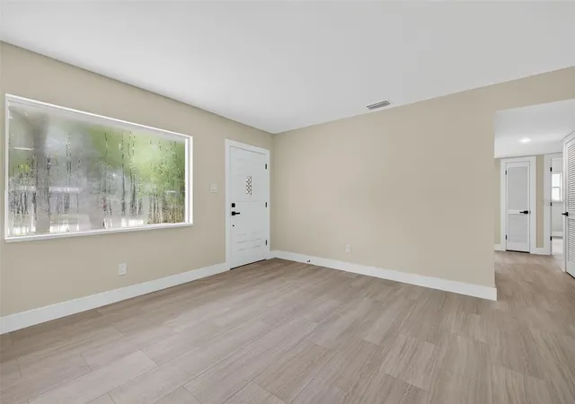 Photo 3 of Single family home for sale at 413 Country Clb Dr, Oldsmar, FL 34677 | MLS# O6422167 | Listing updated on 2026-07-04