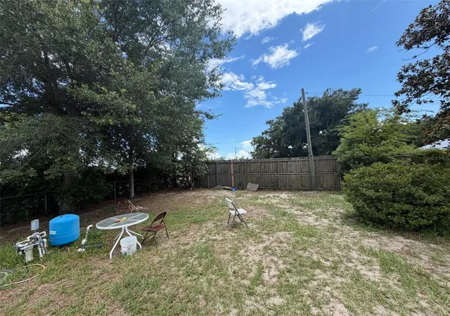 Photo 3 of Single family home for sale at 1724 S Us 301, Sumterville, FL 33585 | MLS# O6422180 | Listing updated on 2026-09-04