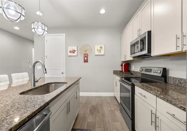 Photo 4 of Single family home for sale at 1222 Yorkshire Ct, Davenport, FL 33896 | MLS# S5153003 | Listing updated on 2026-10-08