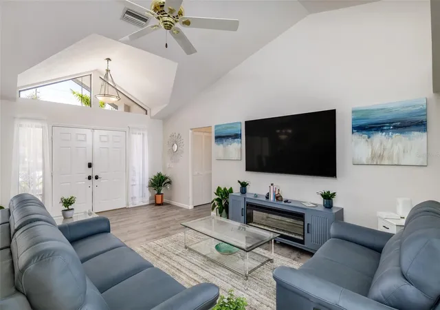 Photo 3 of Single family home for sale at 2250 Rio De Janeiro Ave, Punta Gorda, FL 33983 | MLS# C7528027 | Listing updated on 2026-08-28
