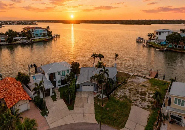 1st image of 16115 4th St E, Redington Beach, FL 33708 | MLS# D6147982