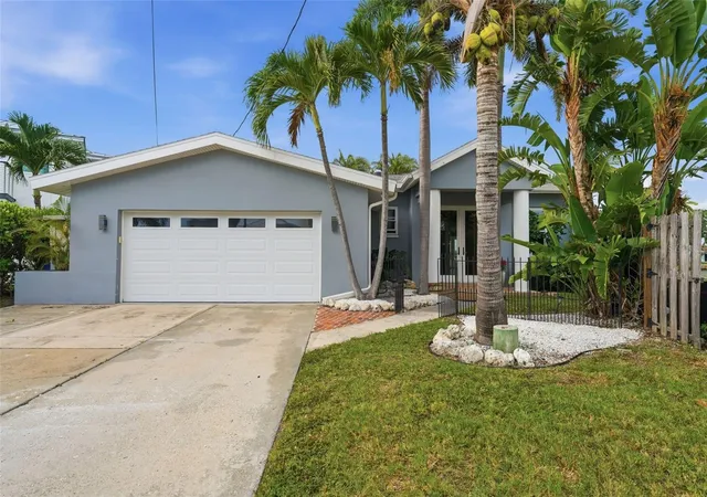 3rd image of 16115 4Th St E, Redington Beach, FL 33708 | MLS# D6147982