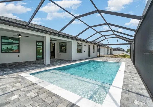 Homes for sale in Cape Coral, FL | 1801 Sw 15Th Pl, Cape Coral, FL 33991 | MLS# A4698958